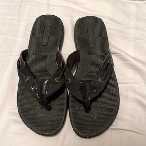 Sperry flip flops size 6